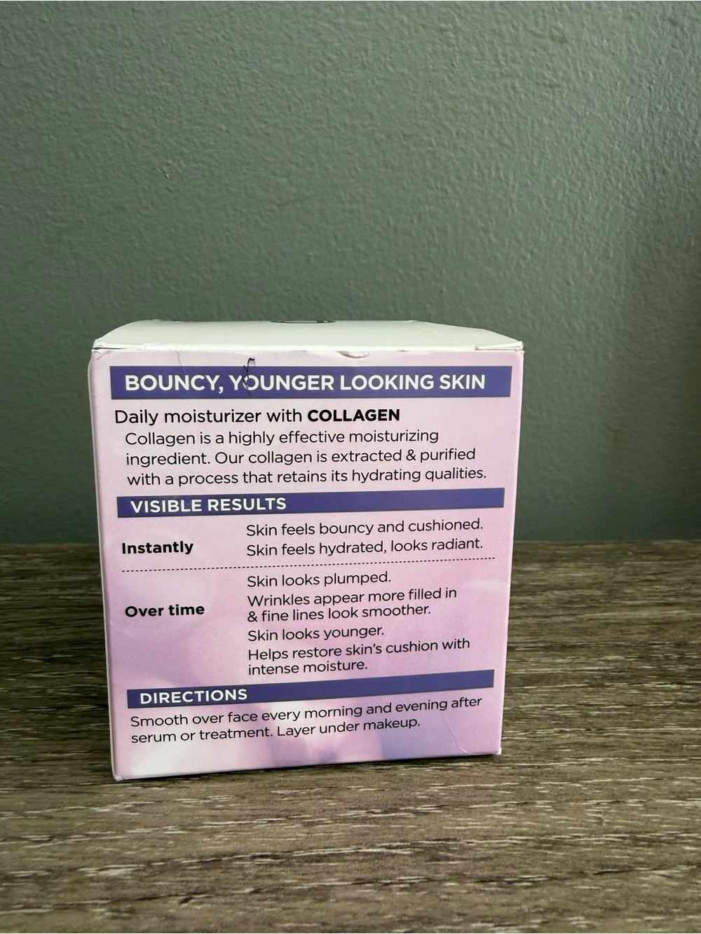 L'Oréal Collagen Moisture Filler Daily Moisturizer - Picture 3 of 5